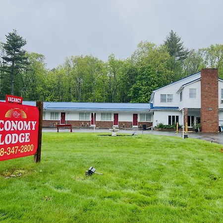 Economy Lodge 682 Main St Sturbridge Ngoại thất bức ảnh