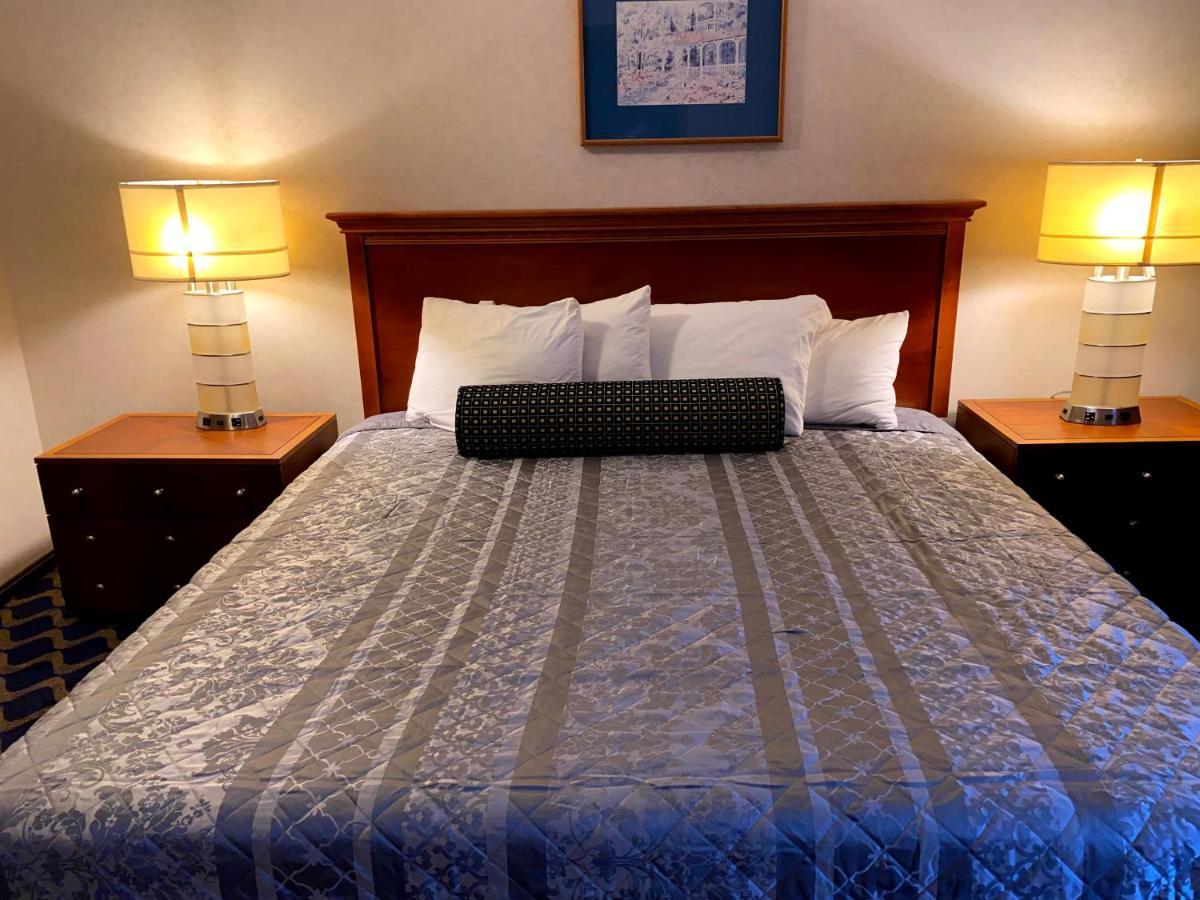 Economy Lodge 682 Main St Sturbridge Ngoại thất bức ảnh